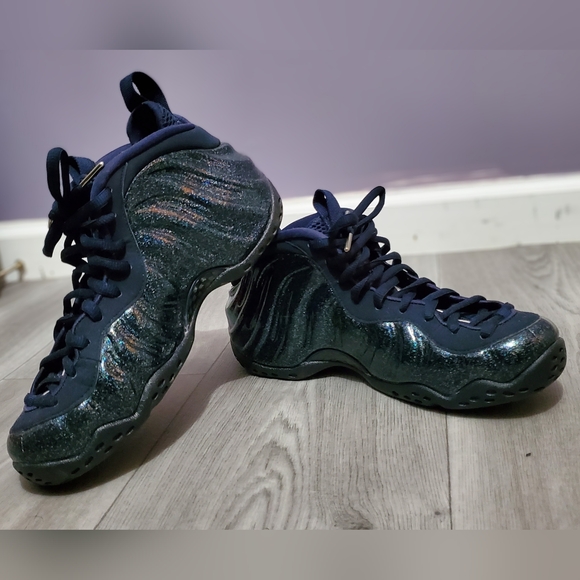 Nike Air Foamposite One Womens size 8.5 AA3963-400 - Picture 1 of 6